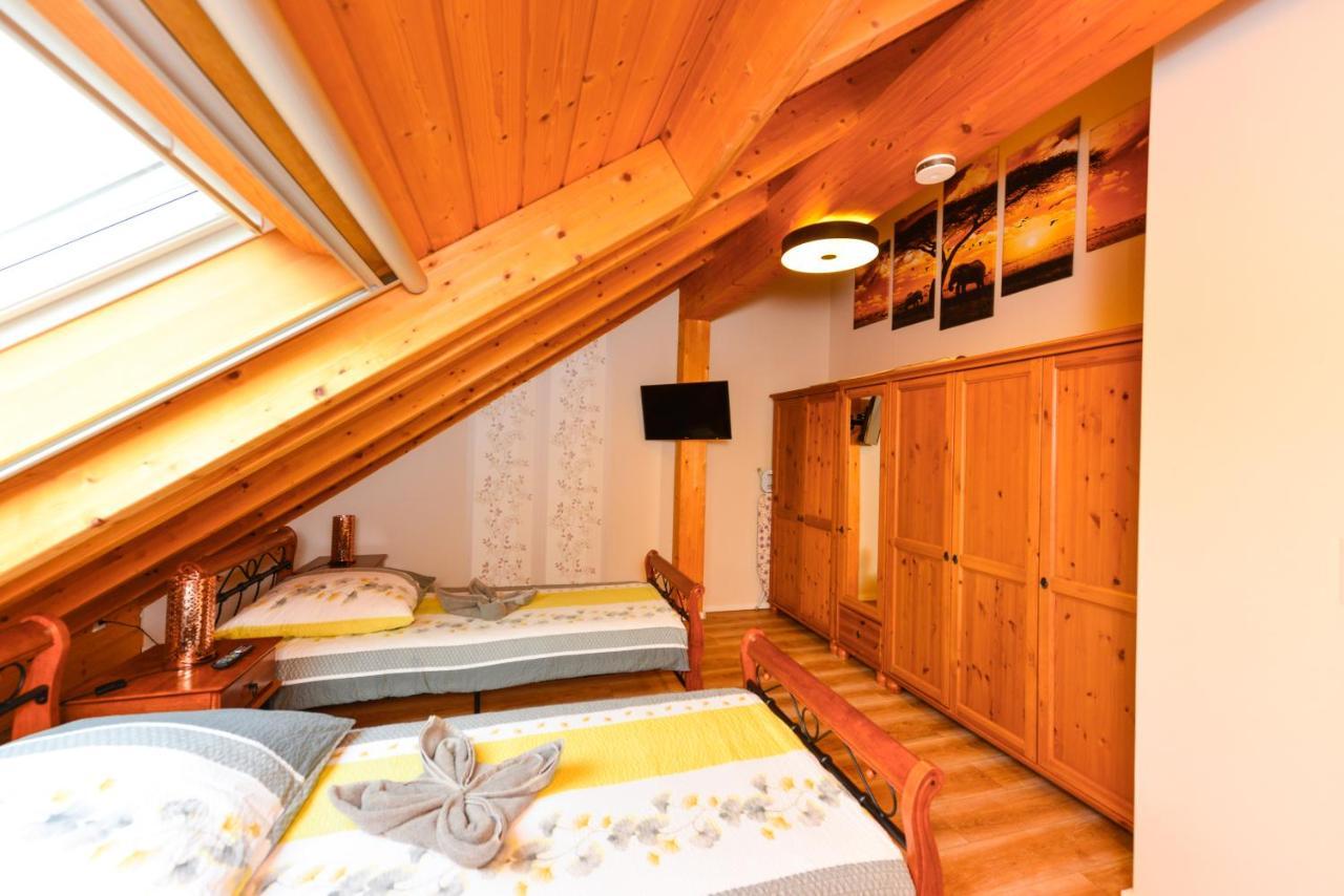 Ferienwohnung Im Erzgebirge Langenweissbach 外观 照片